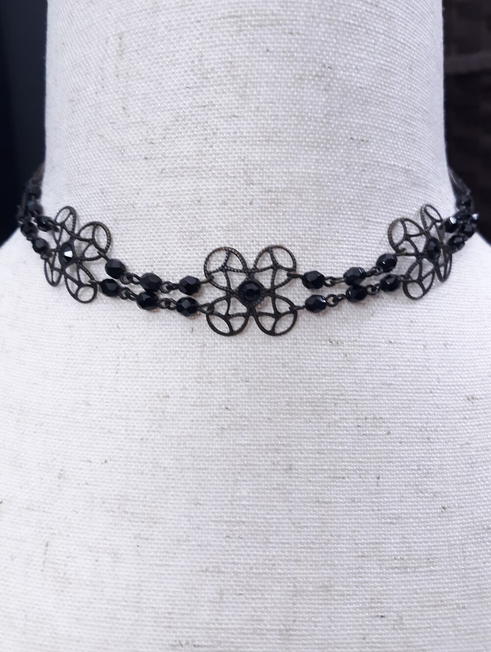 Vintage 90s Y2K Robert Rose Filigree Floral Goth Victorian Choker Necklace